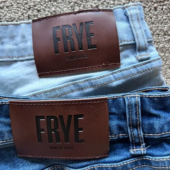 FRYE two pair of Classic Straight-Leg Jeans in Dark and Light Blue. - Picture 2 of 6